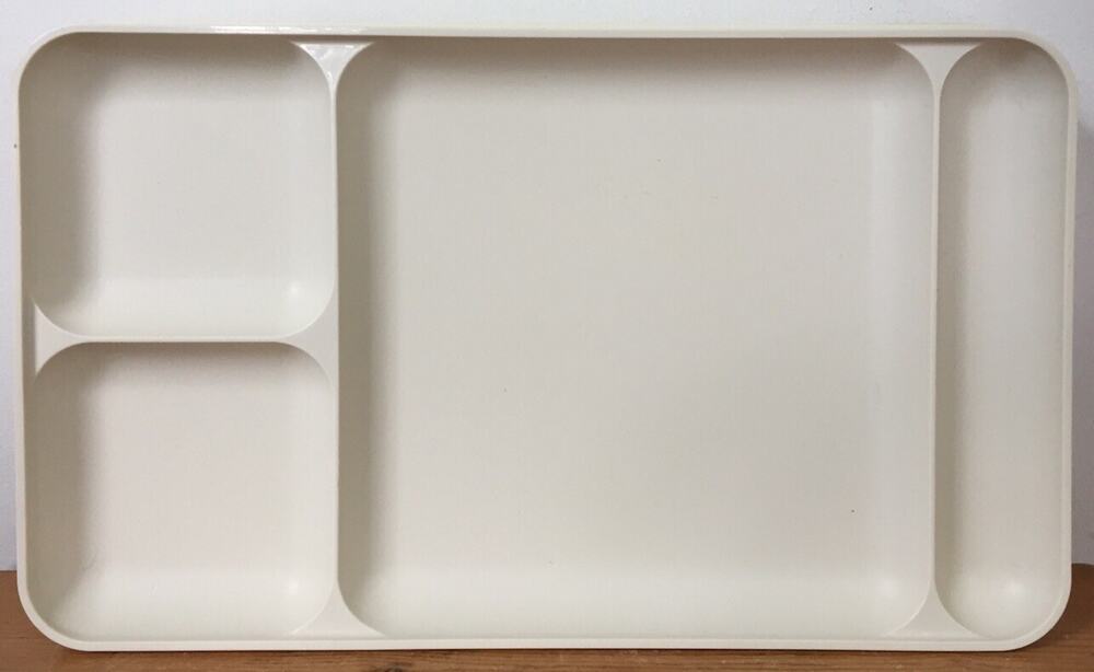 Pair 5 Vtg Tupperware 6 Compartment Divided White Beige Gray Cafeteria Trays